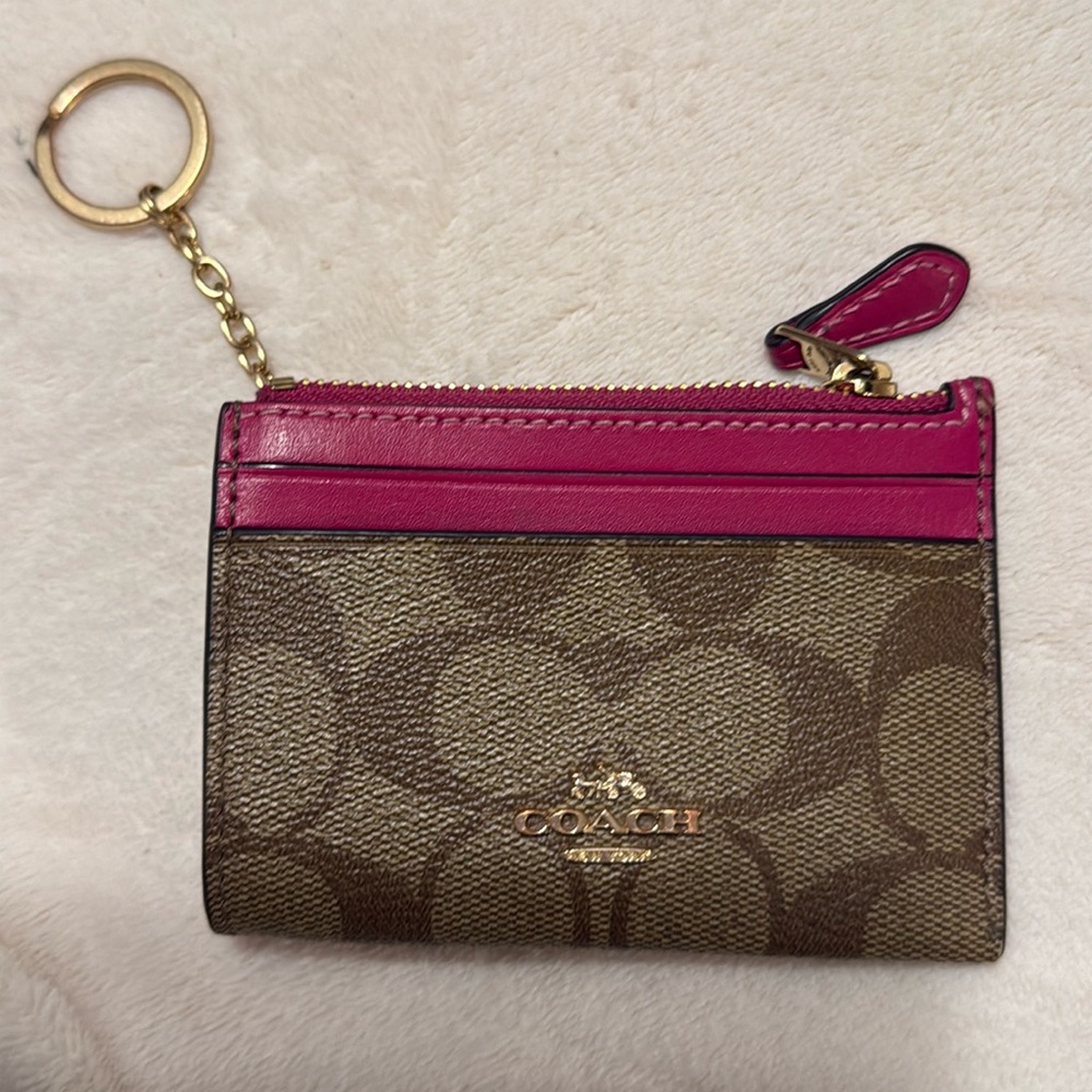 Coach key id holder